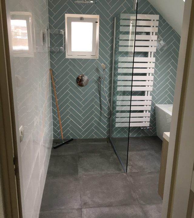 20180306_125346704_iOS